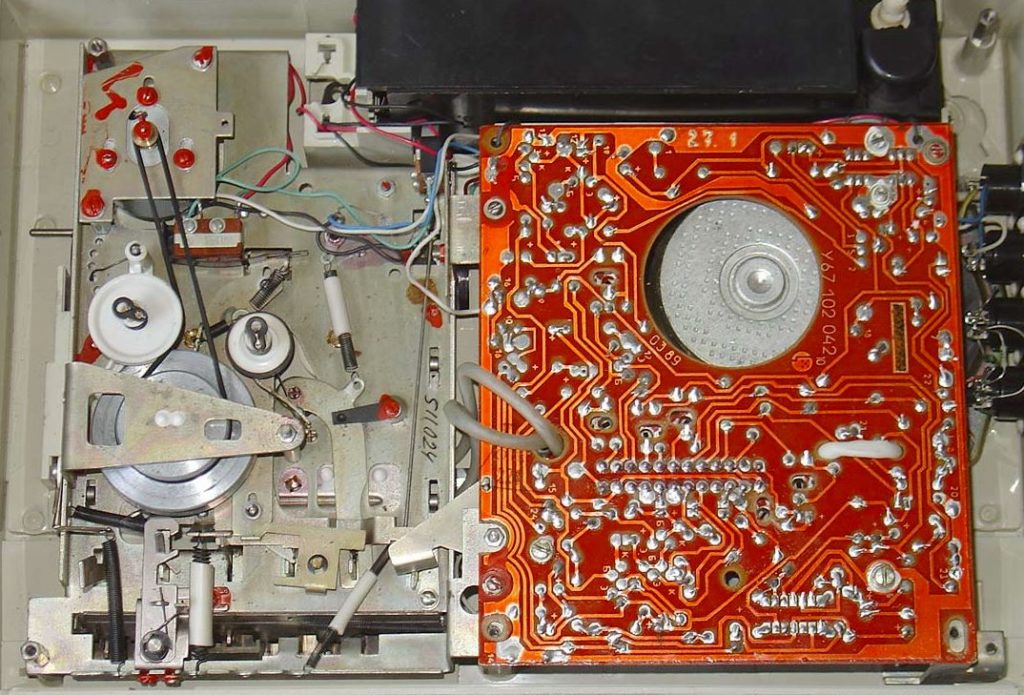 Электроника-302 портативный кассетный магнитофон